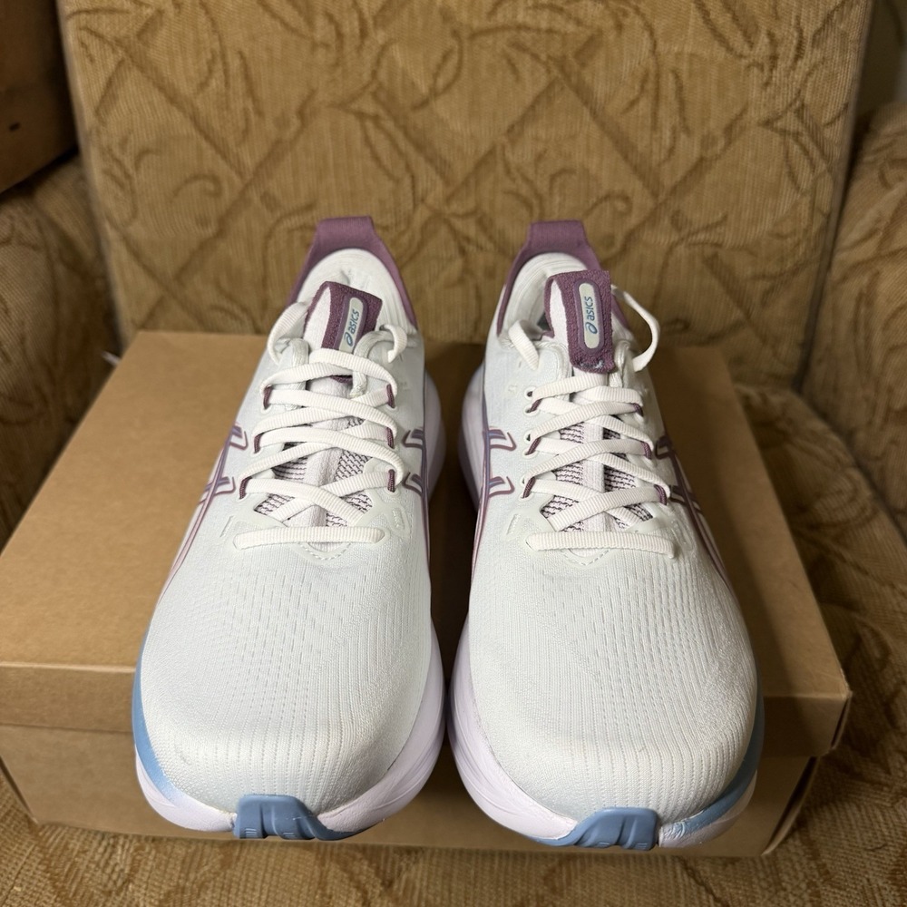 Asics Gel Nimbus 28 Womens Size 9.5 Wide White Blue Athletic Running Shoes - Picture 5 of 8